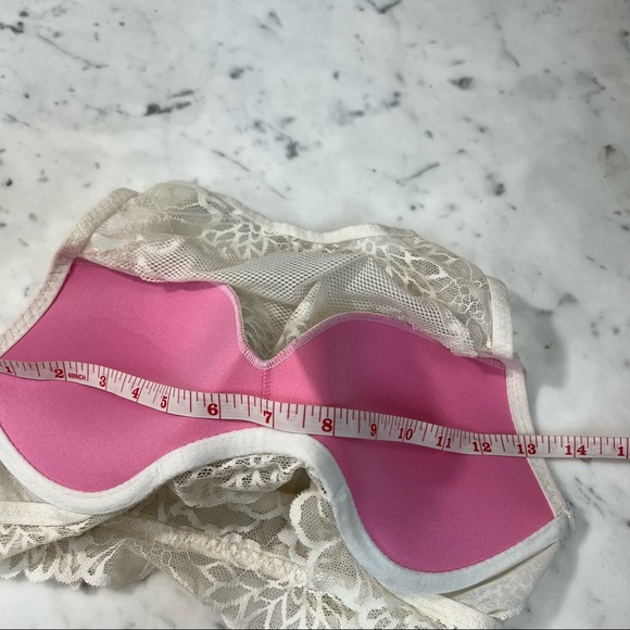 Victoria’s Secret Bralette High Neck Push Up Cream Lace (T) - Picture 6 of 7